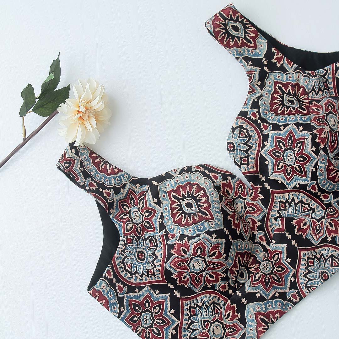 Ajrakh Sweetheart neck Sleeveless Blouse