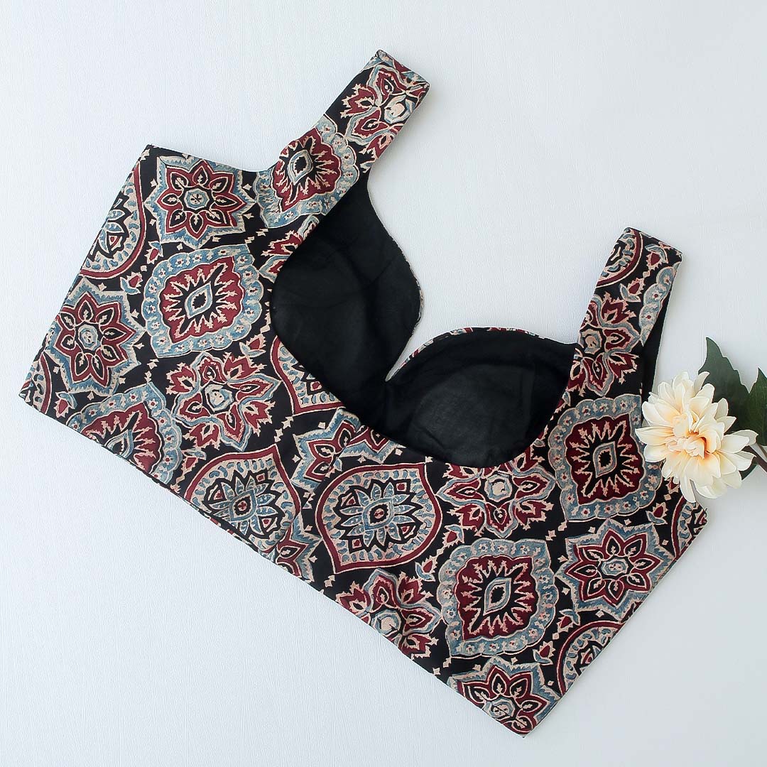Ajrakh Sweetheart neck Sleeveless Blouse