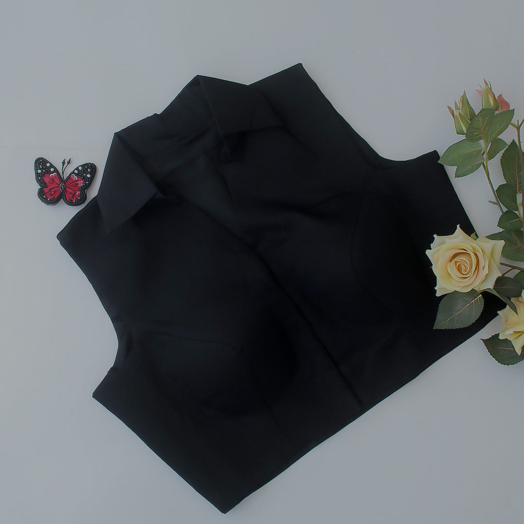 Black Shirt Collar Sleeveless Blouse