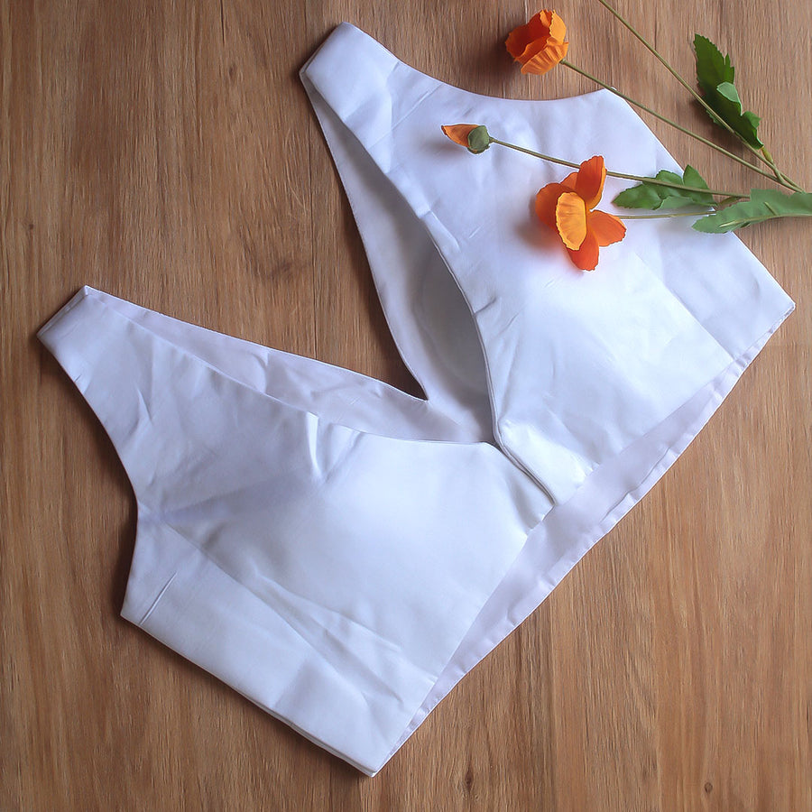 White V-Neck Sleeveless Blouse