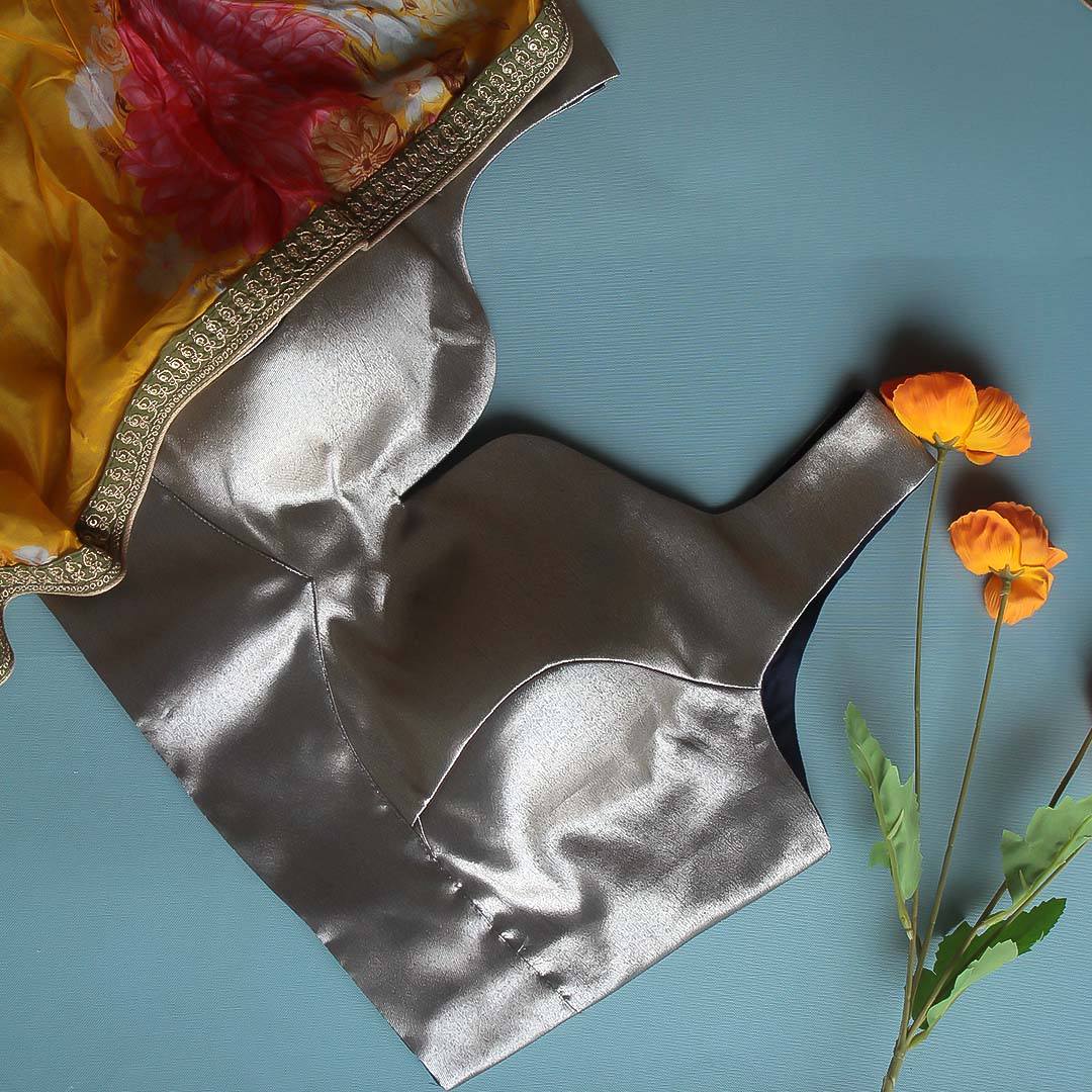 B.Green Golden Sweetheart neck Sleeveless Blouse