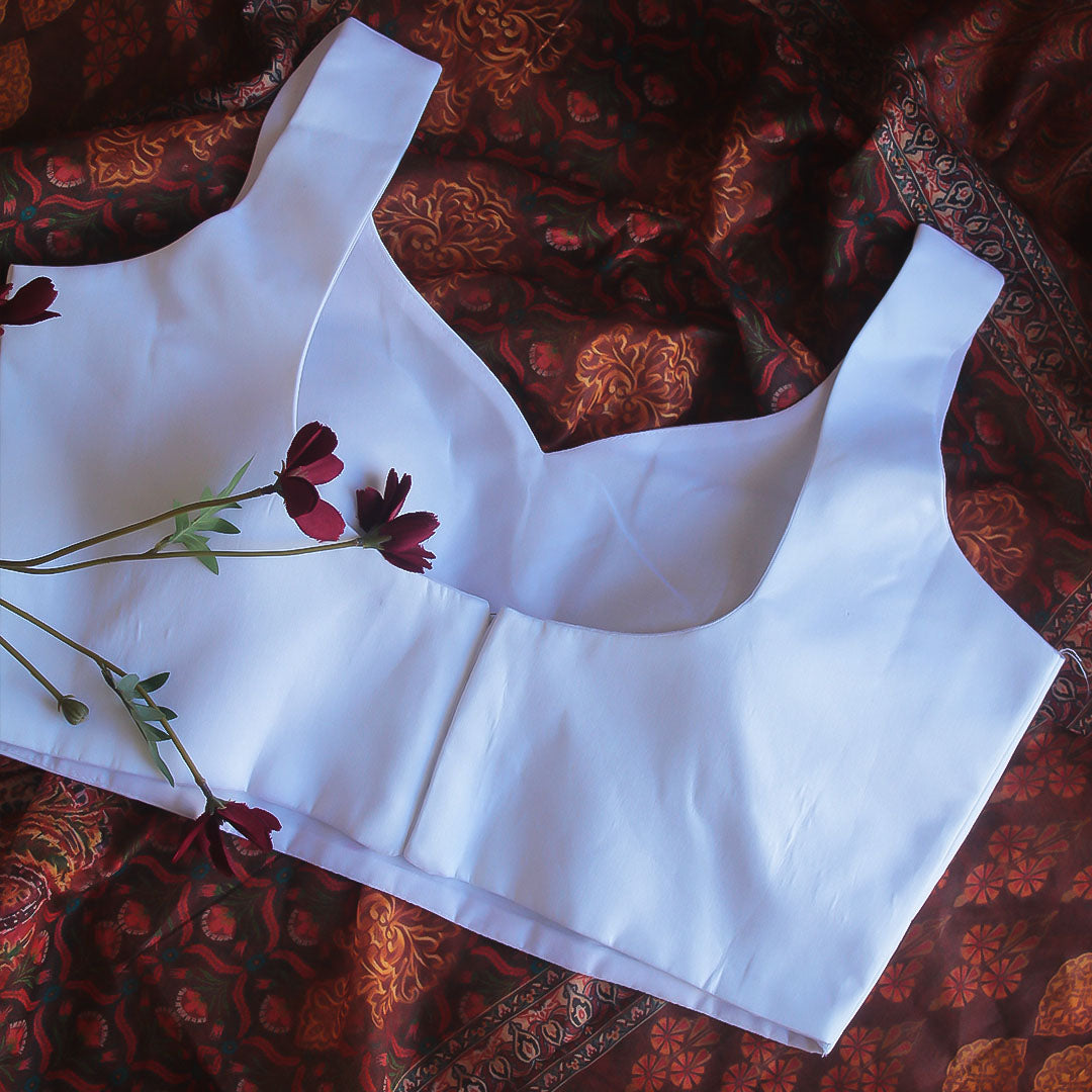 White Sweetheart neck Sleeveless Blouse