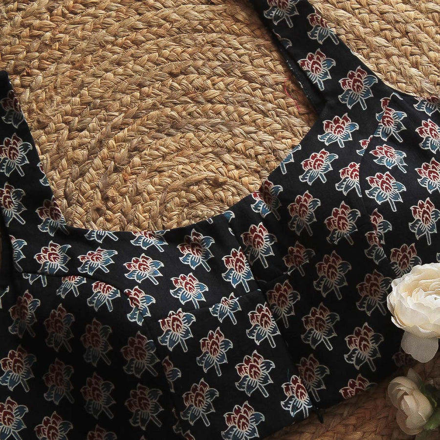 Black  Naksh Printed Sleeveless Blouse