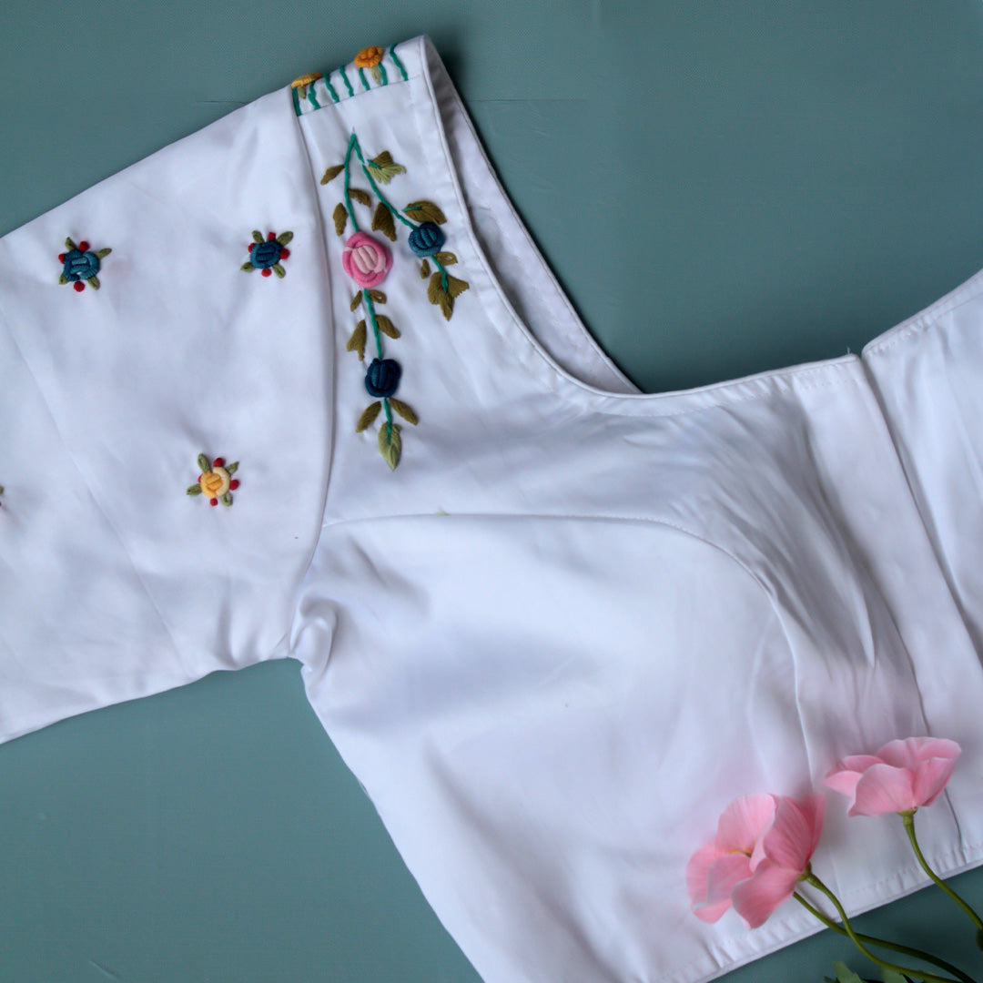 white Irz Embroidery Cotton Blouse